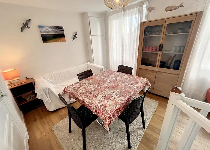 Duplex Atypique Avec Terrasse A 400M De La Plage Et Du Centre - Fr-1-361-333