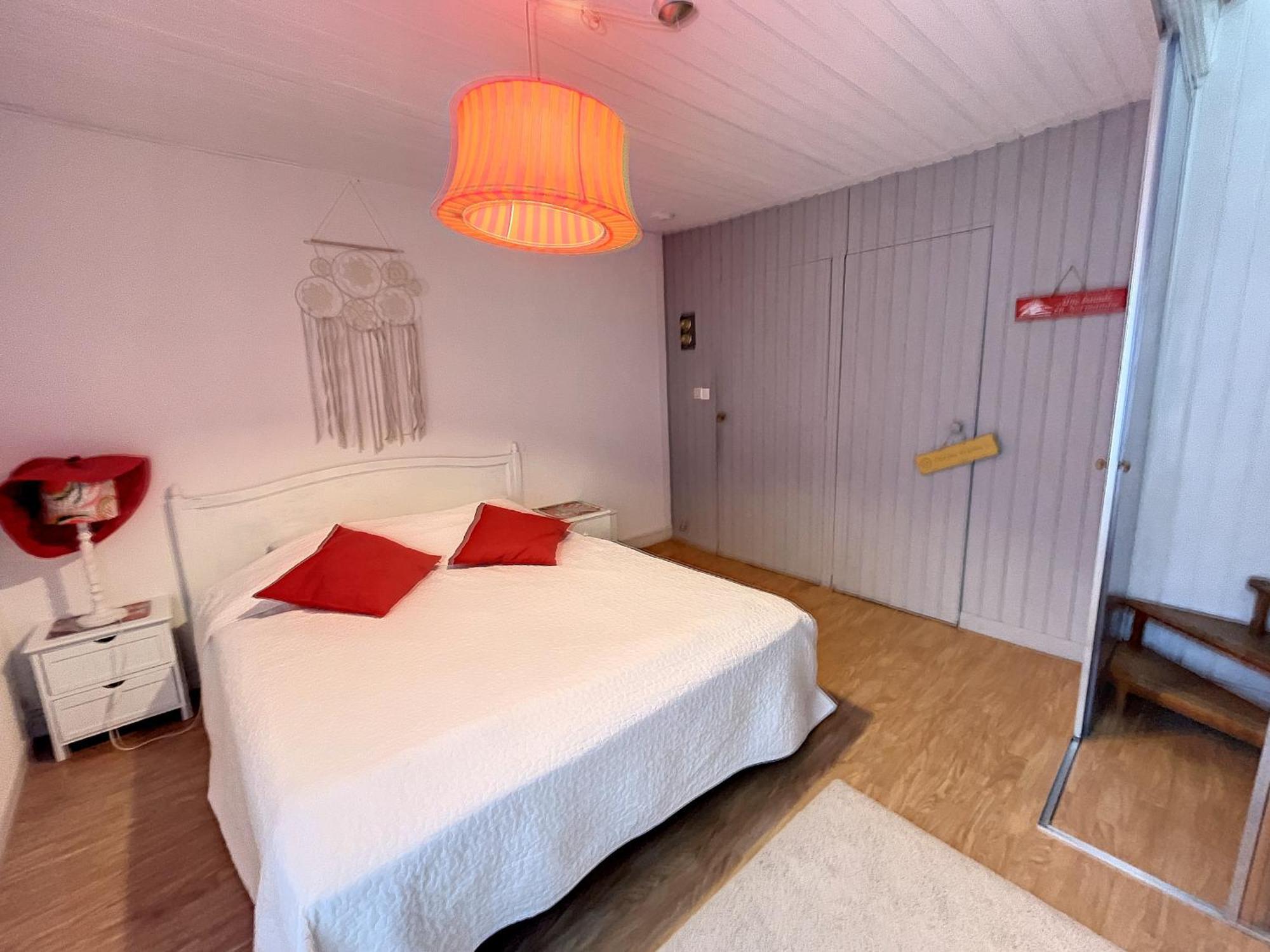 Apartamento Duplex Atypique Avec Terrasse A 400m De La Et Du Centre - Fr-1-361-333 Granville